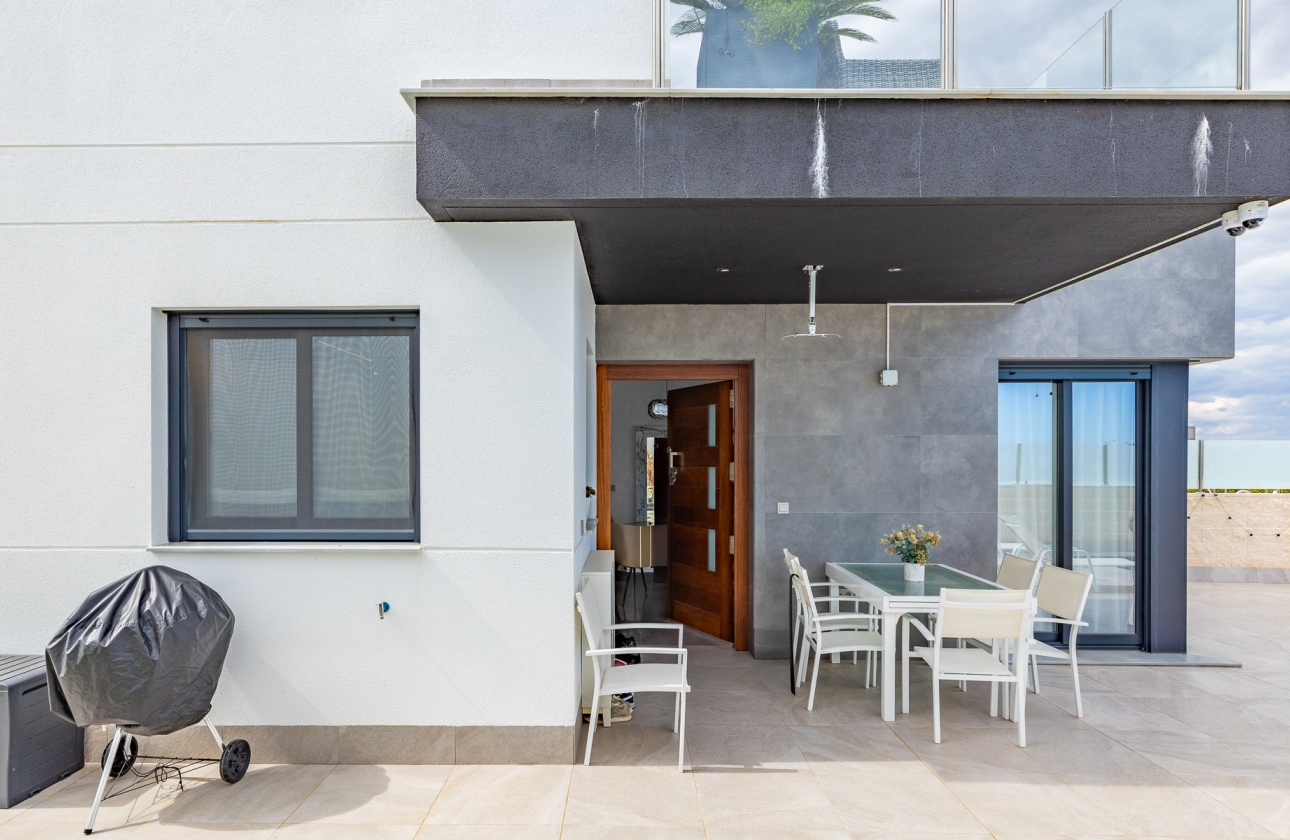 Rynek wtórny - Villa - Torrevieja - Los Altos