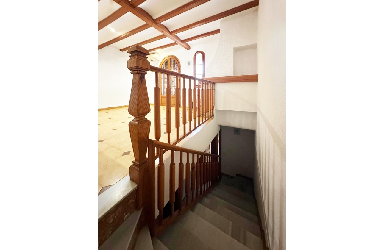 Rynek wtórny - Szeregowiec - Orihuela Costa - La Zenia