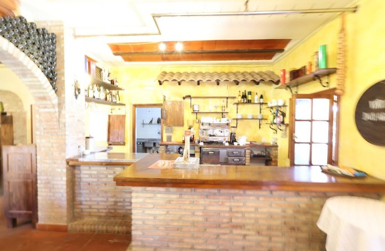 Rynek wtórny - Nieruchomość komercyjna - Orihuela Costa - La Zenia