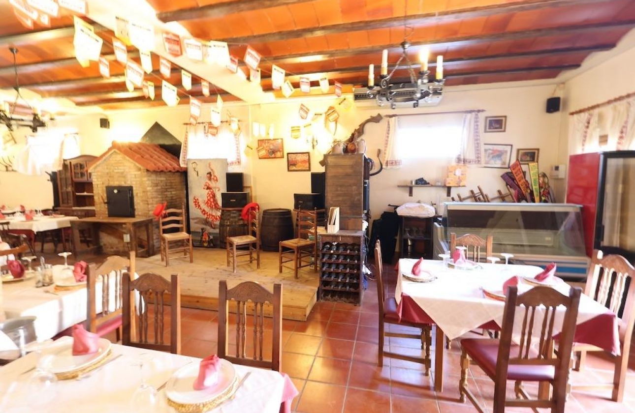 Rynek wtórny - Nieruchomość komercyjna - Orihuela Costa - La Zenia