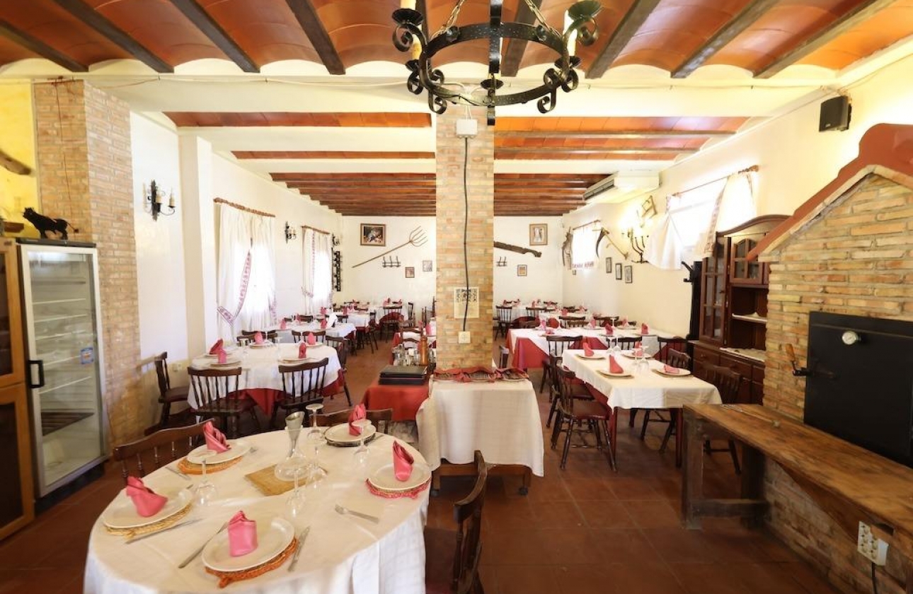 Rynek wtórny - Nieruchomość komercyjna - Orihuela Costa - La Zenia