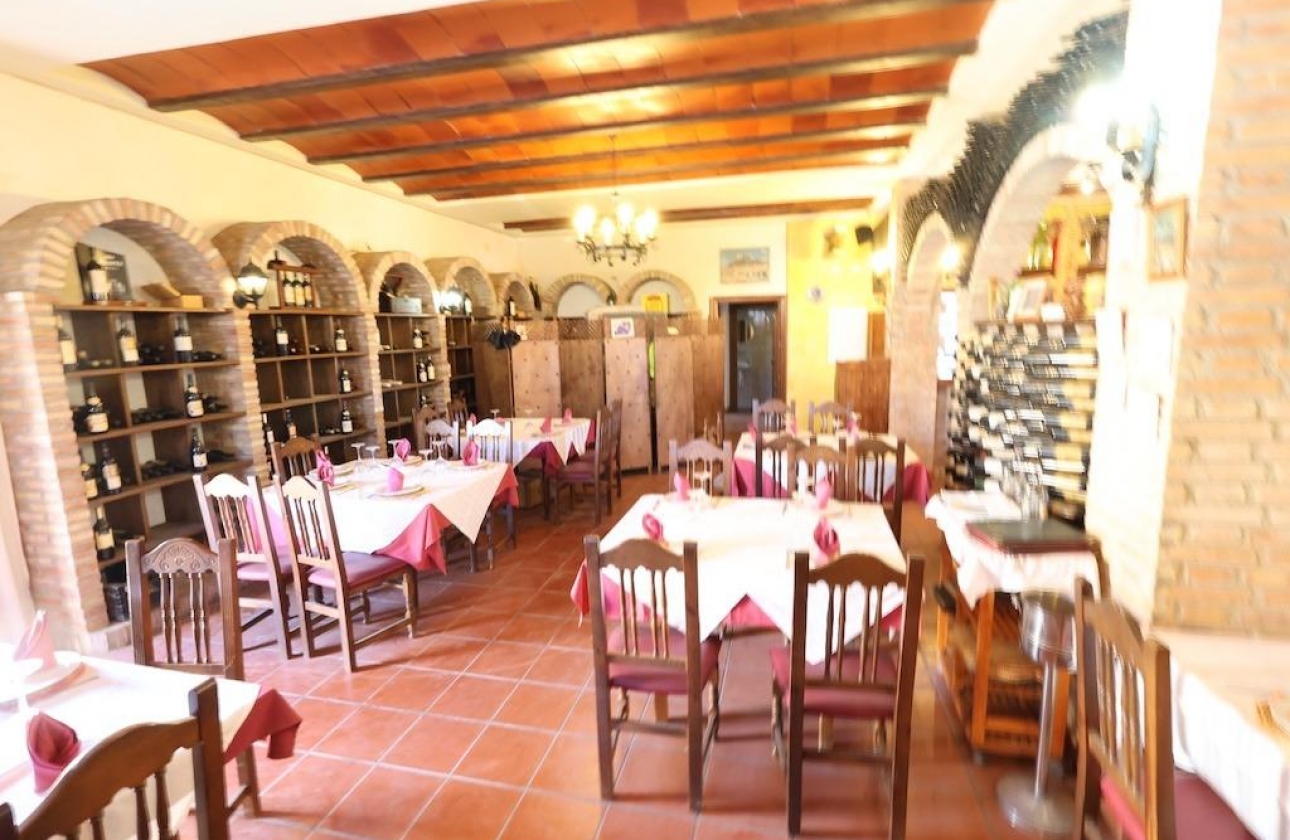 Rynek wtórny - Nieruchomość komercyjna - Orihuela Costa - La Zenia