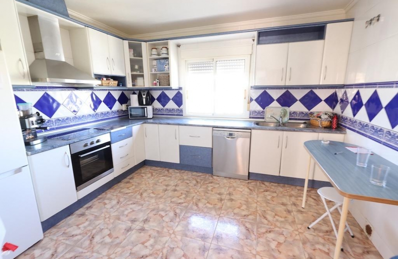 Rynek wtórny - Nieruchomość komercyjna - Orihuela Costa - La Zenia