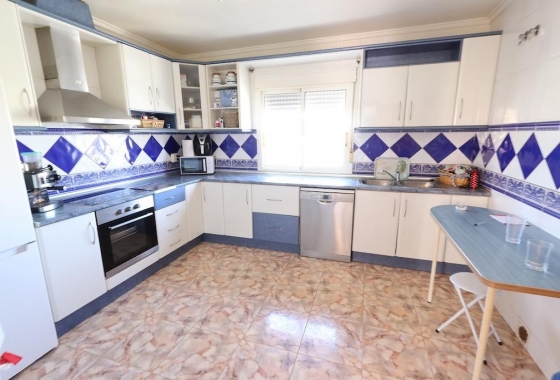 Rynek wtórny - Nieruchomość komercyjna - Orihuela Costa - La Zenia