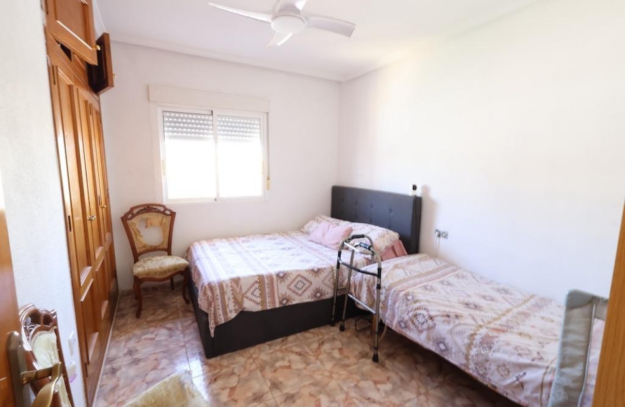 Rynek wtórny - Nieruchomość komercyjna - Orihuela Costa - La Zenia