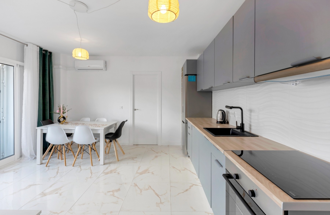 Rynek wtórny - Apartament - Torrevieja - La Mata