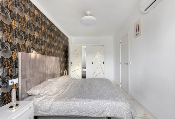 Rynek wtórny - Apartament - Torrevieja - La Mata