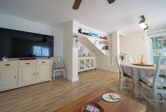 Rynek wtórny - Villa - Torrevieja - Los Balcones