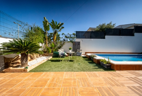 Rynek wtórny - Villa - Torrevieja - Los Balcones