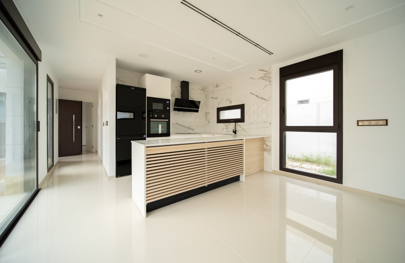 Resale - Villa - Rojales