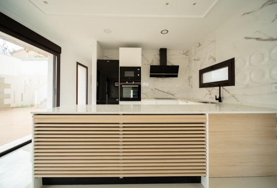 Resale - Villa - Rojales