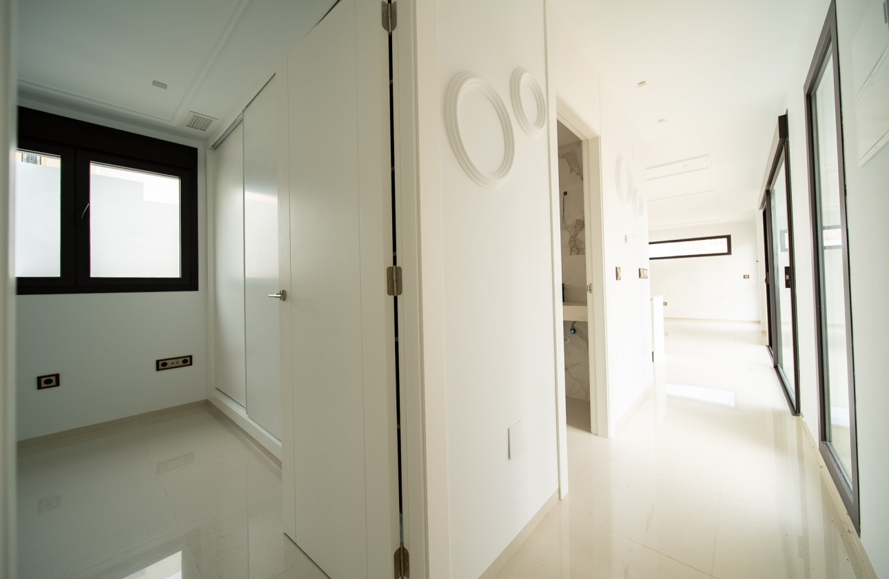 Resale - Villa - Rojales