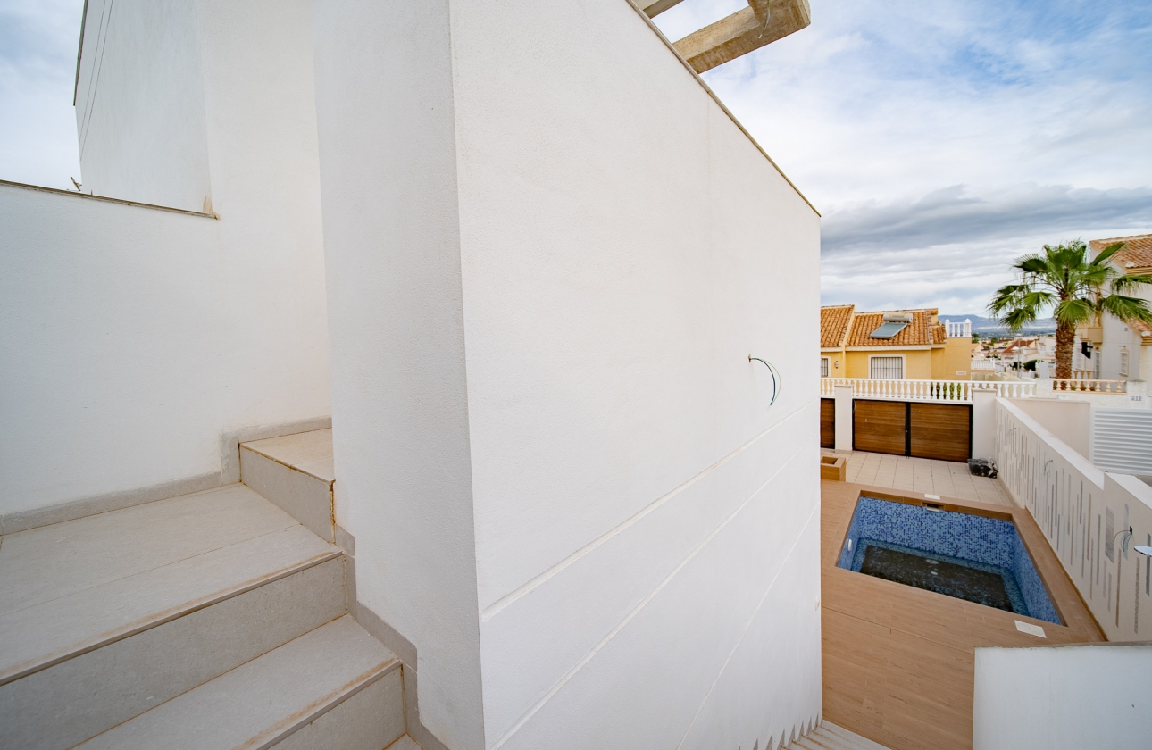 Resale - Villa - Rojales