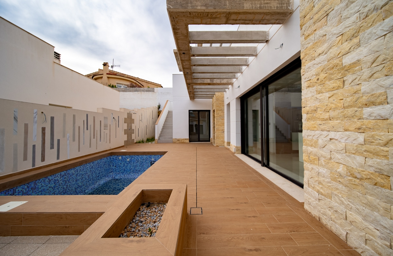 Resale - Villa - Rojales