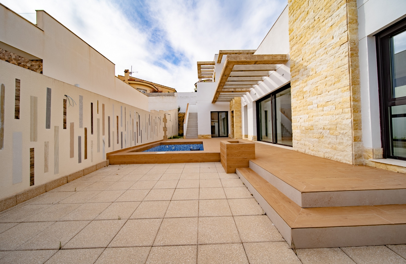 Resale - Villa - Rojales