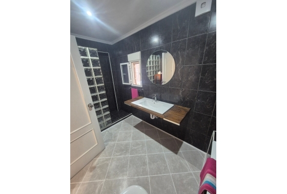 Reventa - Villa - San Miguel de Salinas