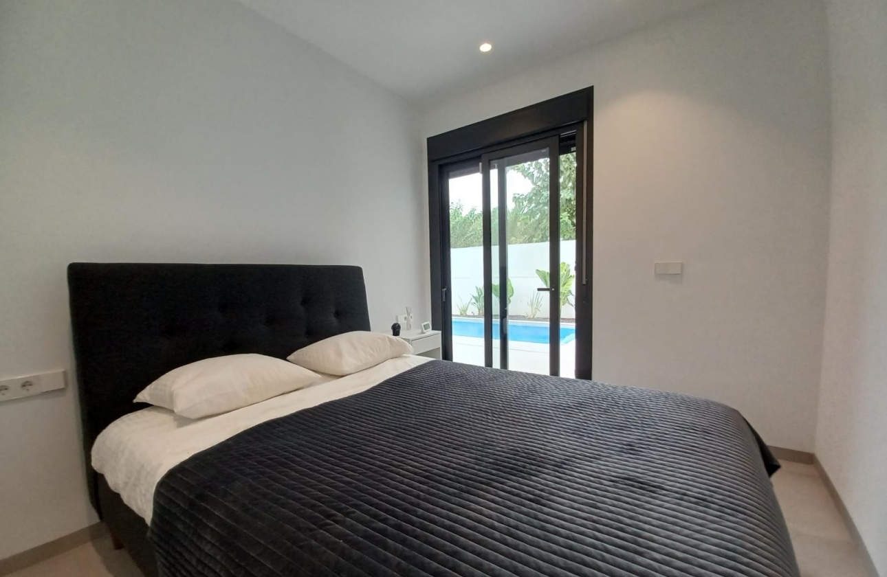 Reventa - Villa - Pilar de la Horadada