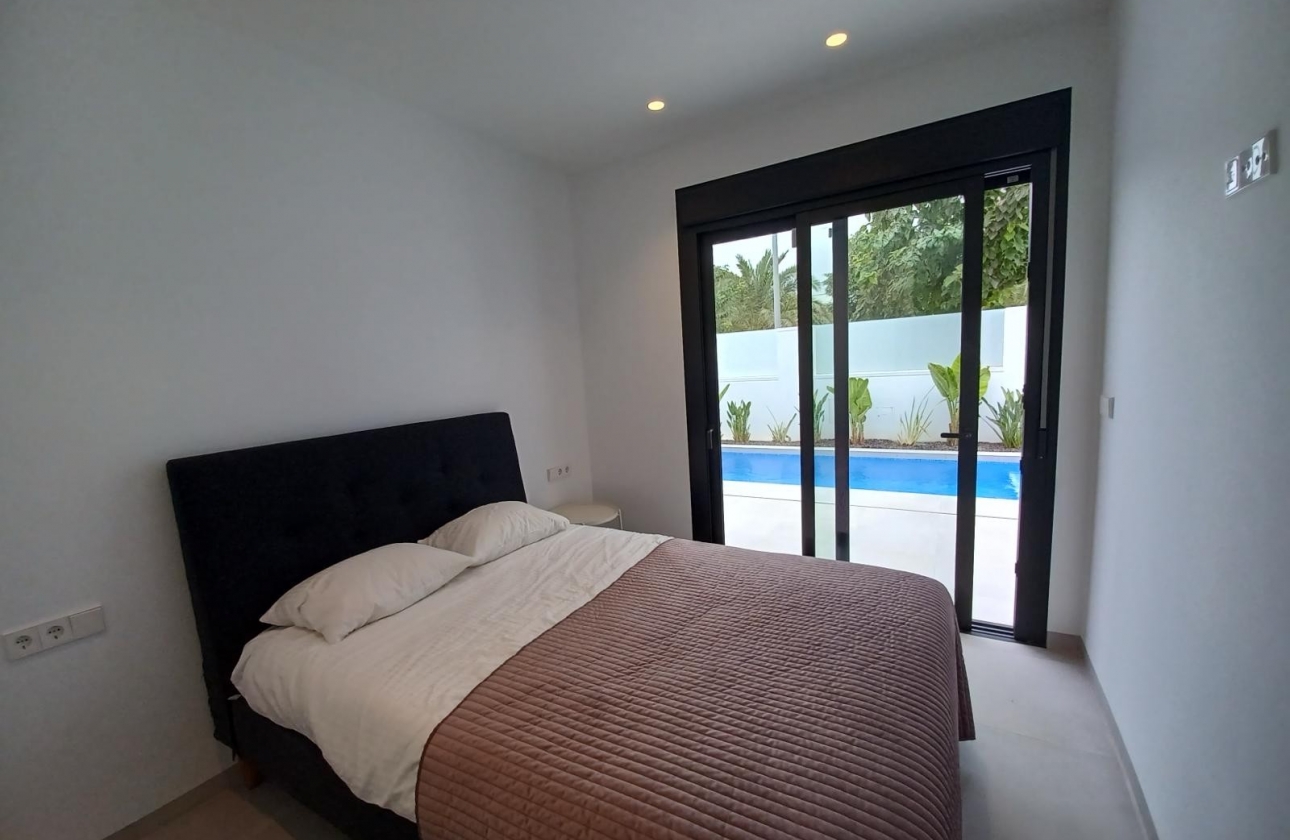 Reventa - Villa - Pilar de la Horadada