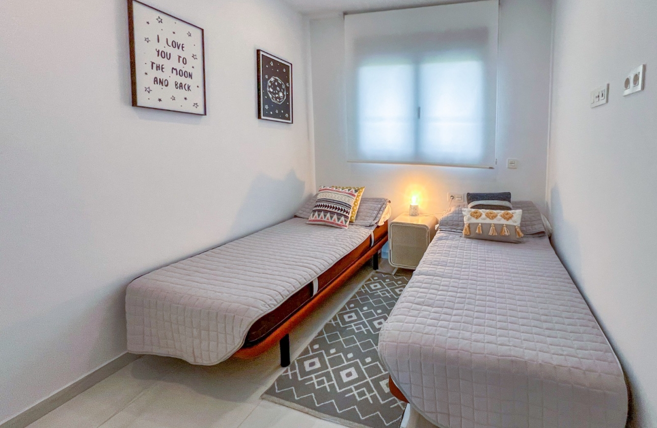 Resale - Townhouse - Bigastro