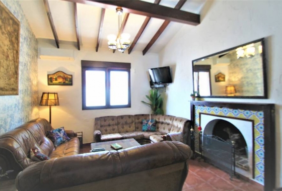 Rynek wtórny - Villa - Orihuela Costa - Lomas de Cabo Roig