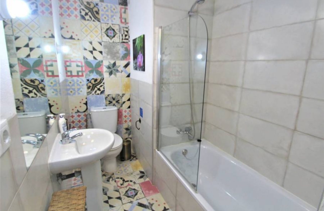 Rynek wtórny - Villa - Orihuela Costa - Lomas de Cabo Roig