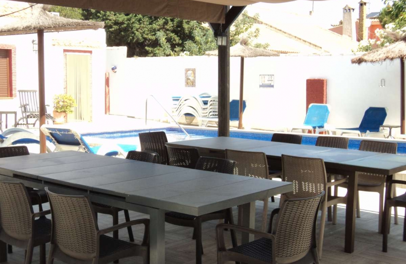 Rynek wtórny - Villa - Orihuela Costa - Lomas de Cabo Roig