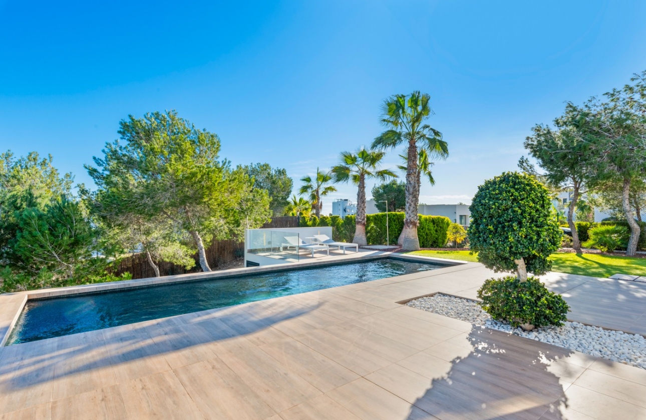 Rynek wtórny - Villa - Orihuela Costa - Las Colinas Golf