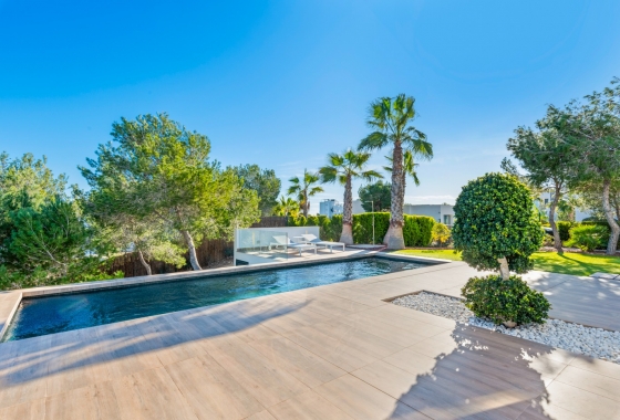 Rynek wtórny - Villa - Orihuela Costa - Las Colinas Golf