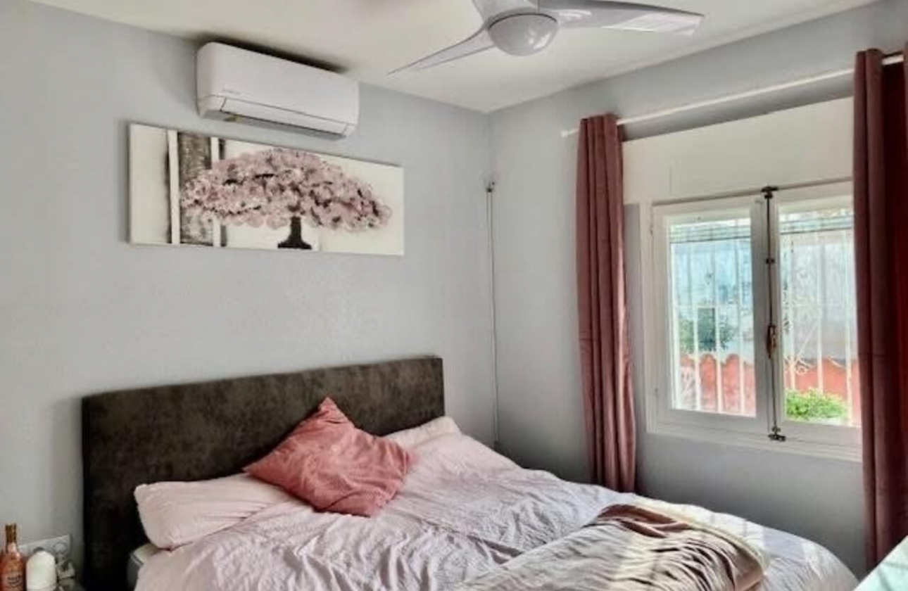 Rynek wtórny - Villa - Orihuela Costa - Play Flamenca