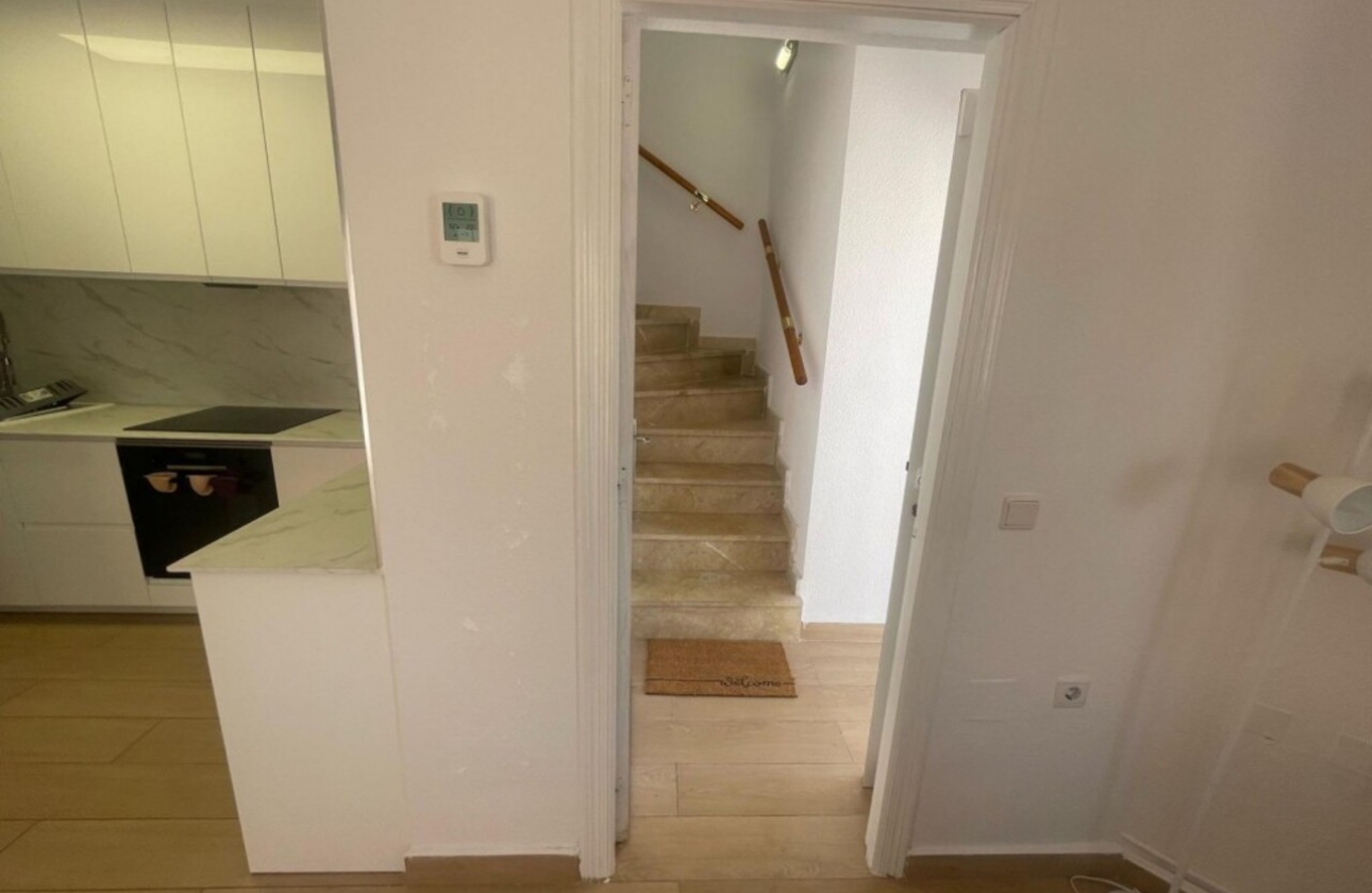 Rynek wtórny - Villa - Orihuela Costa - Play Flamenca