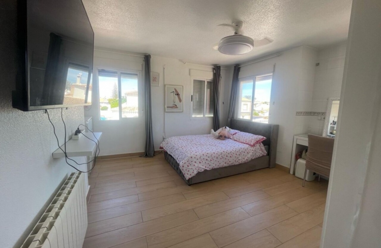 Rynek wtórny - Villa - Orihuela Costa - Play Flamenca