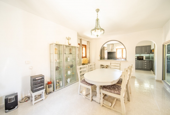 Rynek wtórny - Villa - Orihuela Costa - Las Filipinas