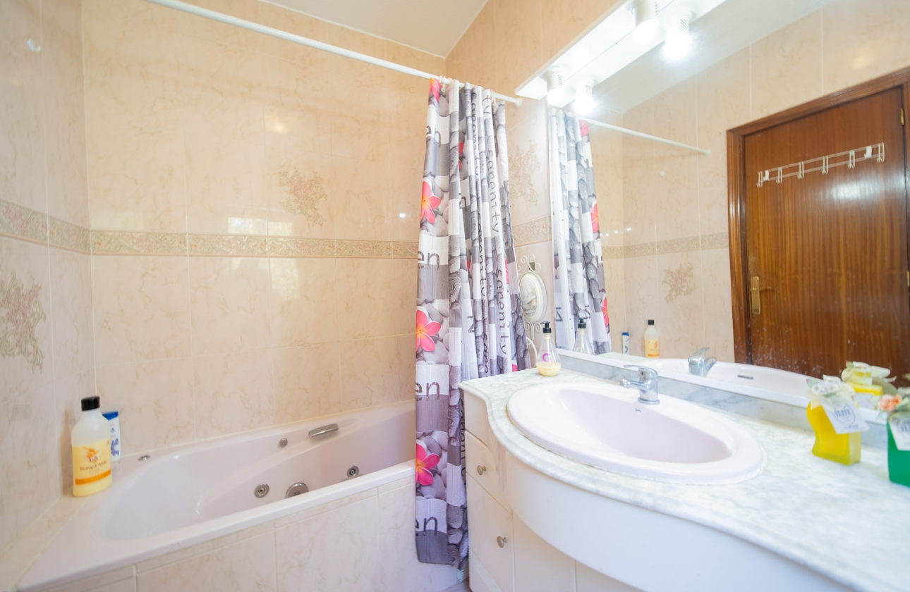 Rynek wtórny - Villa - Orihuela Costa - Las Filipinas