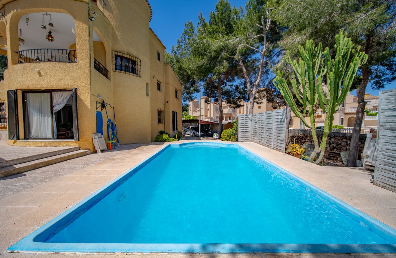 Rynek wtórny - Villa - Orihuela Costa - Las Filipinas