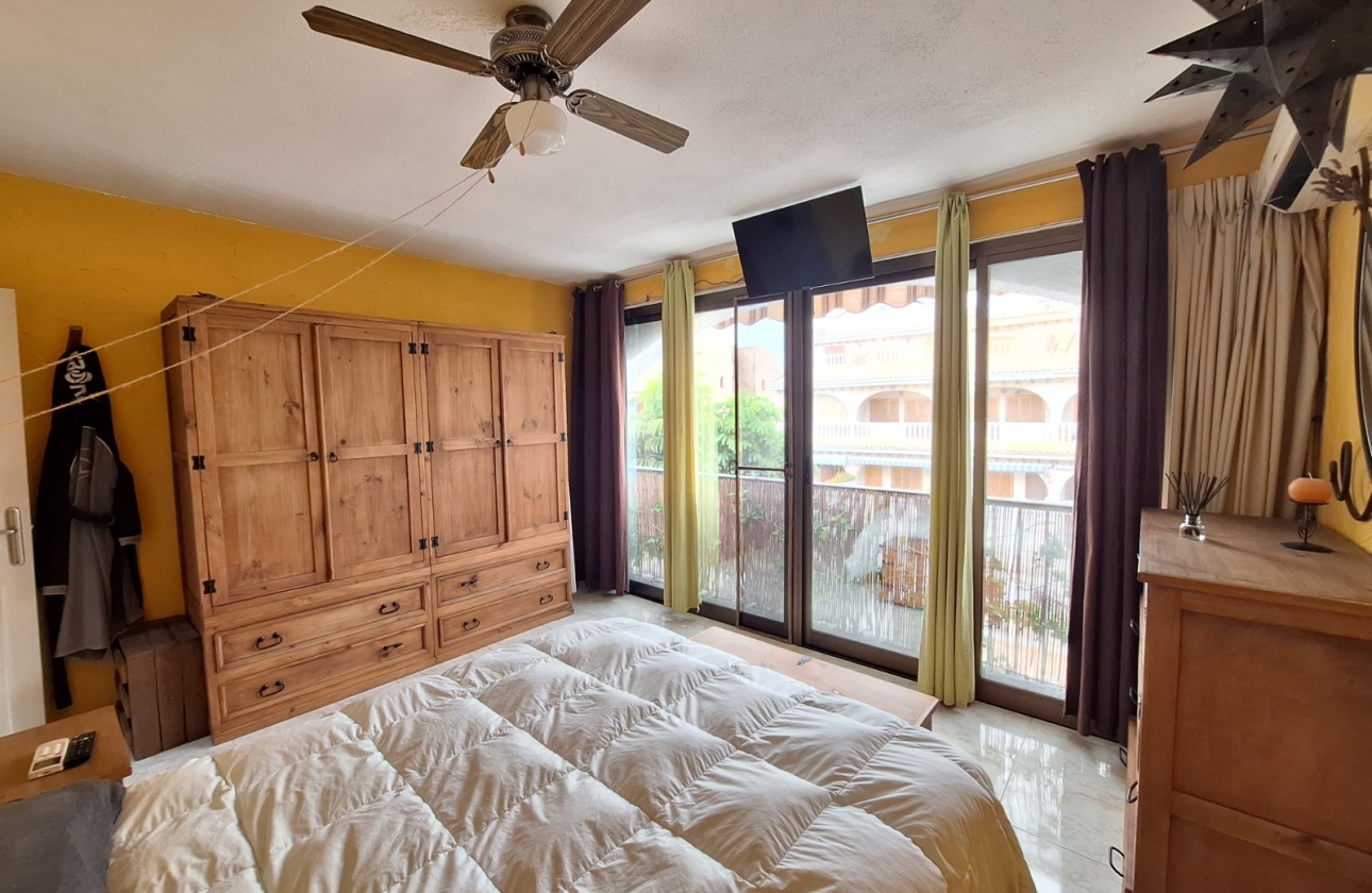 Rynek wtórny - Szeregowiec - Santa Pola