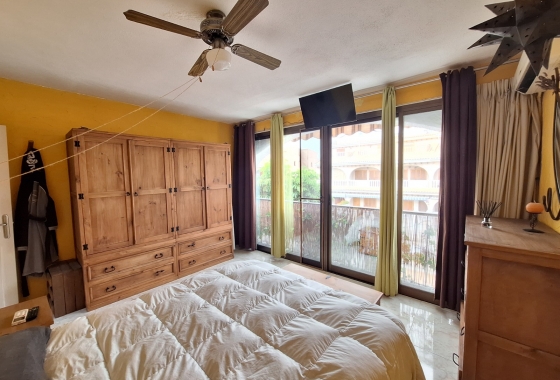 Rynek wtórny - Szeregowiec - Santa Pola