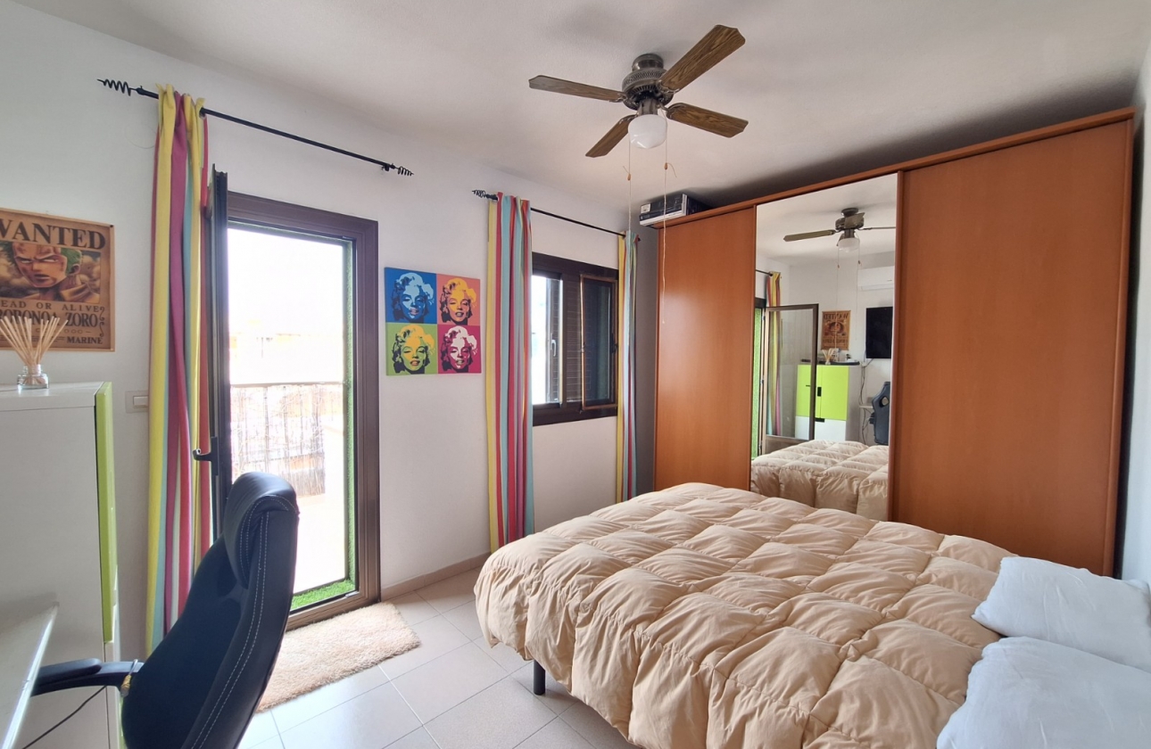 Rynek wtórny - Szeregowiec - Santa Pola