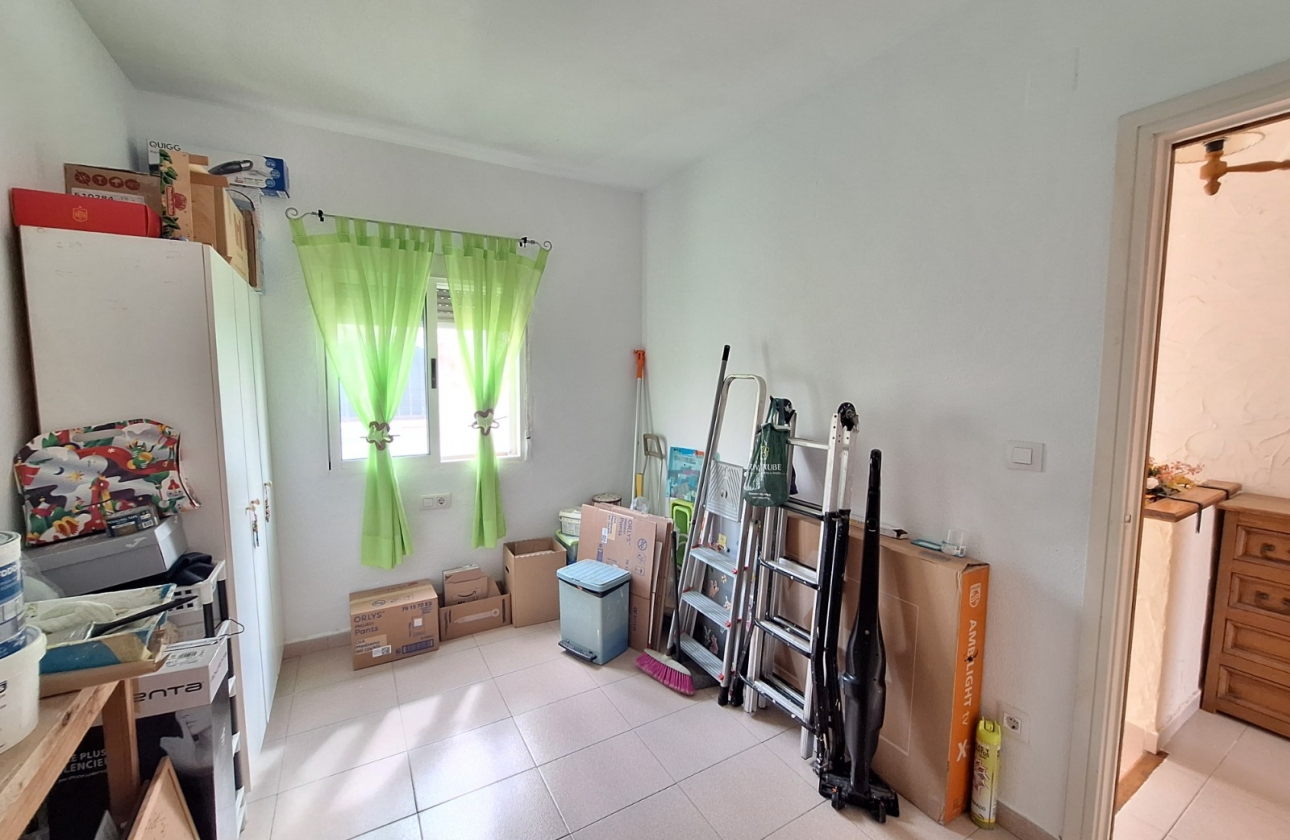 Rynek wtórny - Szeregowiec - Santa Pola