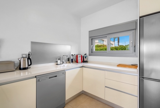 Rynek wtórny - Villa - Orihuela Costa - Vistabella Golf