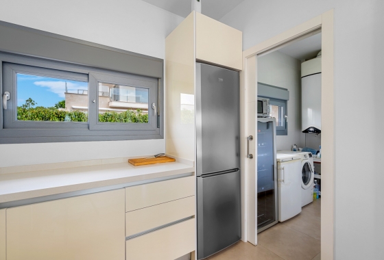 Rynek wtórny - Villa - Orihuela Costa - Vistabella Golf