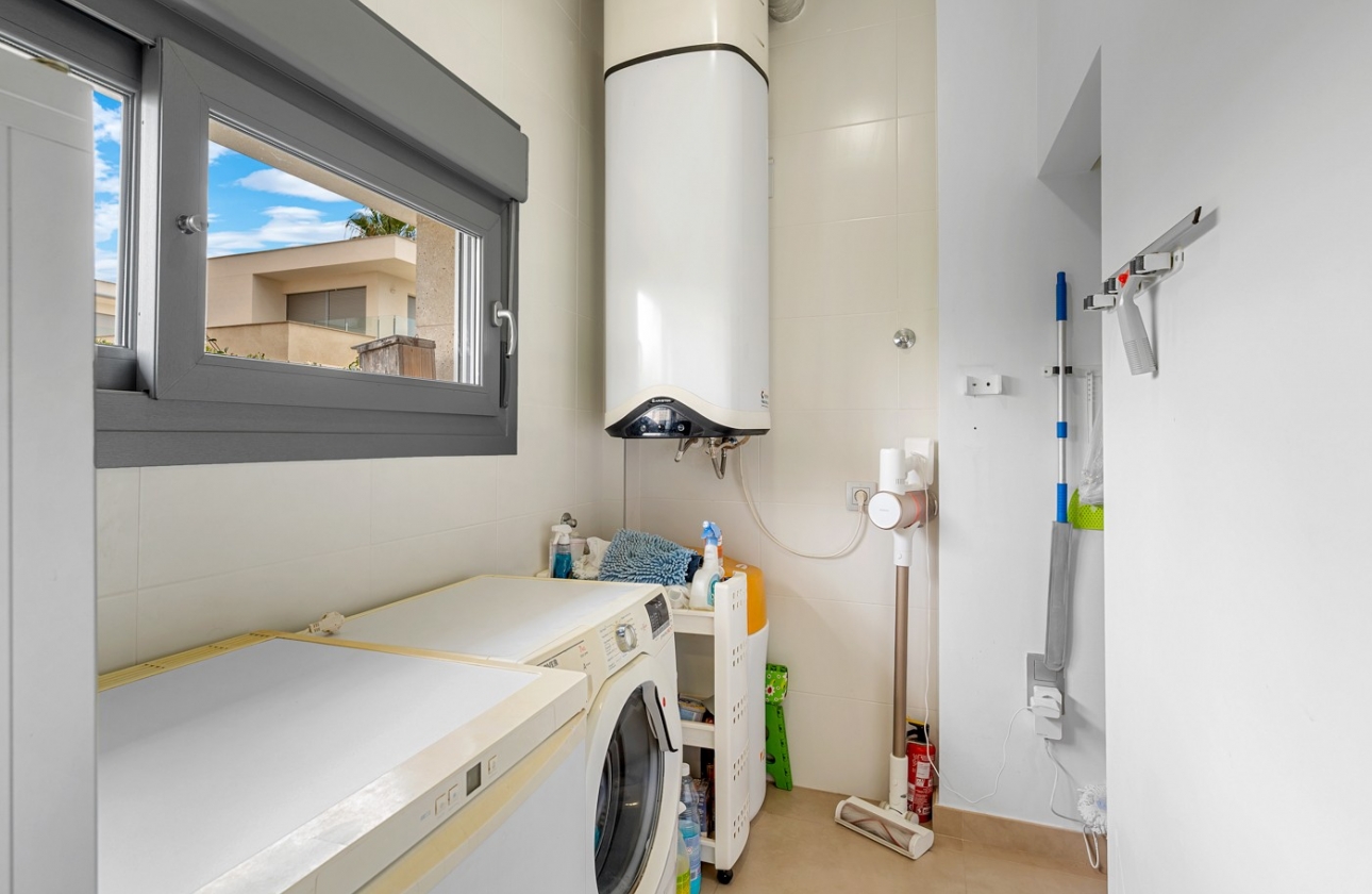 Rynek wtórny - Villa - Orihuela Costa - Vistabella Golf