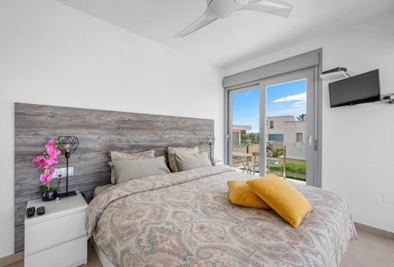 Rynek wtórny - Villa - Orihuela Costa - Vistabella Golf