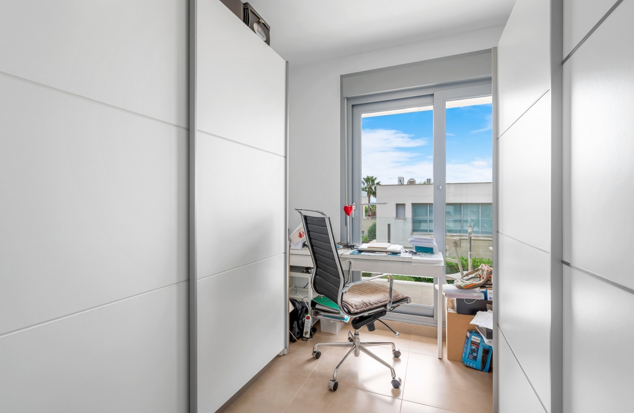 Rynek wtórny - Villa - Orihuela Costa - Vistabella Golf