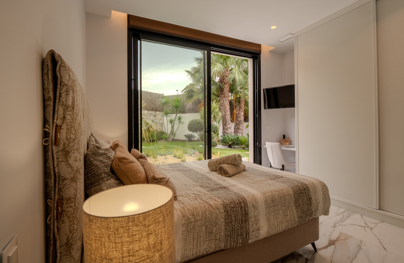 Reventa - Villa - Orihuela Costa - Las Colinas Golf