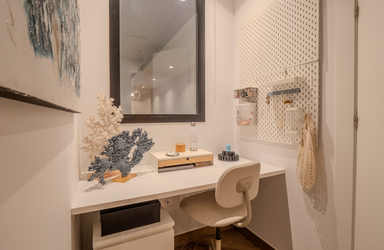 Reventa - Villa - Orihuela Costa - Las Colinas Golf