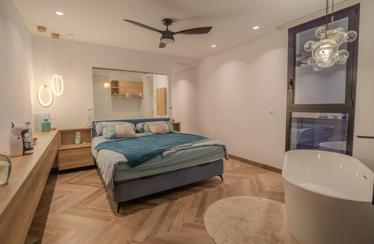 Reventa - Villa - Orihuela Costa - Las Colinas Golf