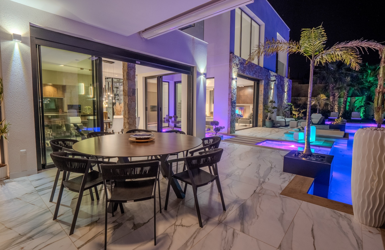 Reventa - Villa - Orihuela Costa - Las Colinas Golf