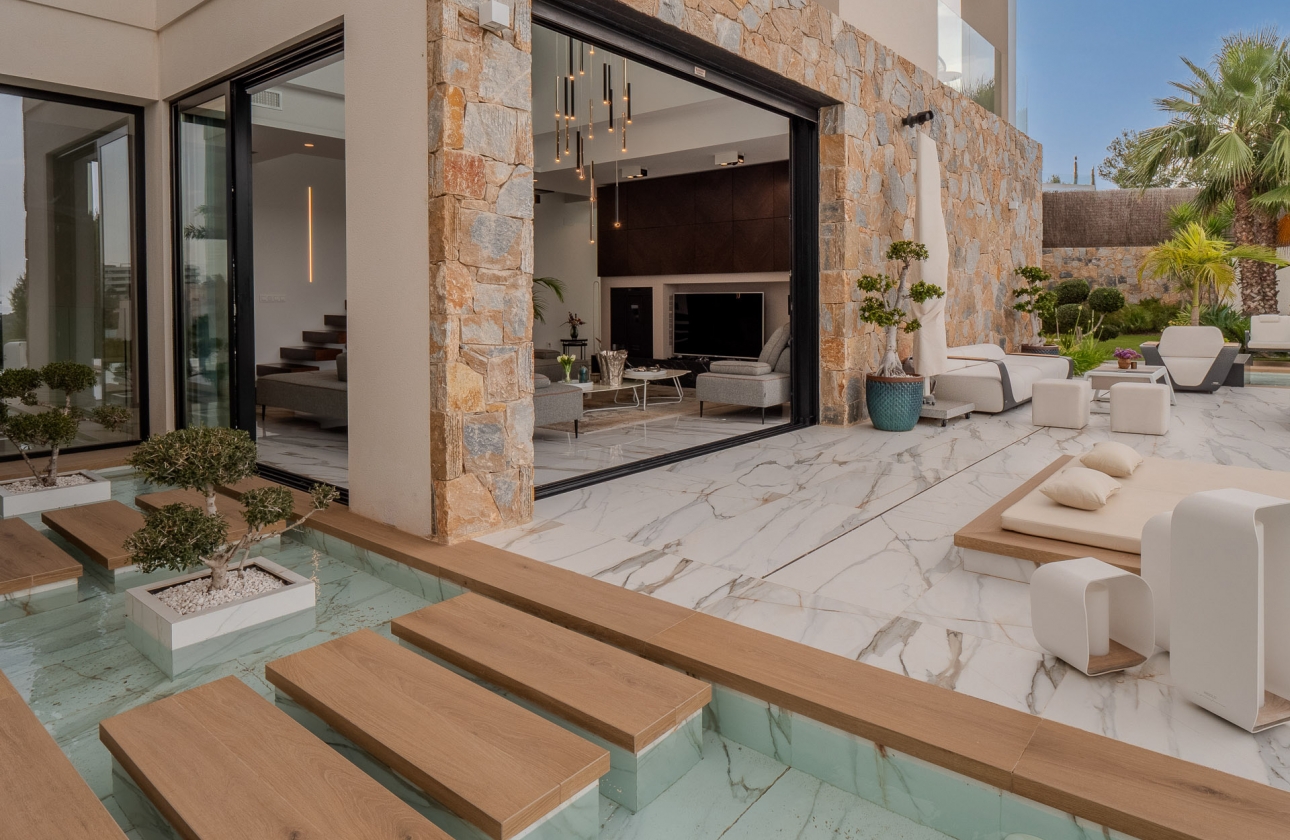 Reventa - Villa - Orihuela Costa - Las Colinas Golf