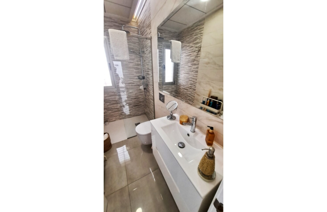 Rynek wtórny - Villa - Pau 26 - Villamartín