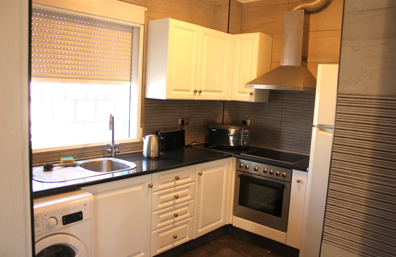 Resale - Villa - Orihuela Costa